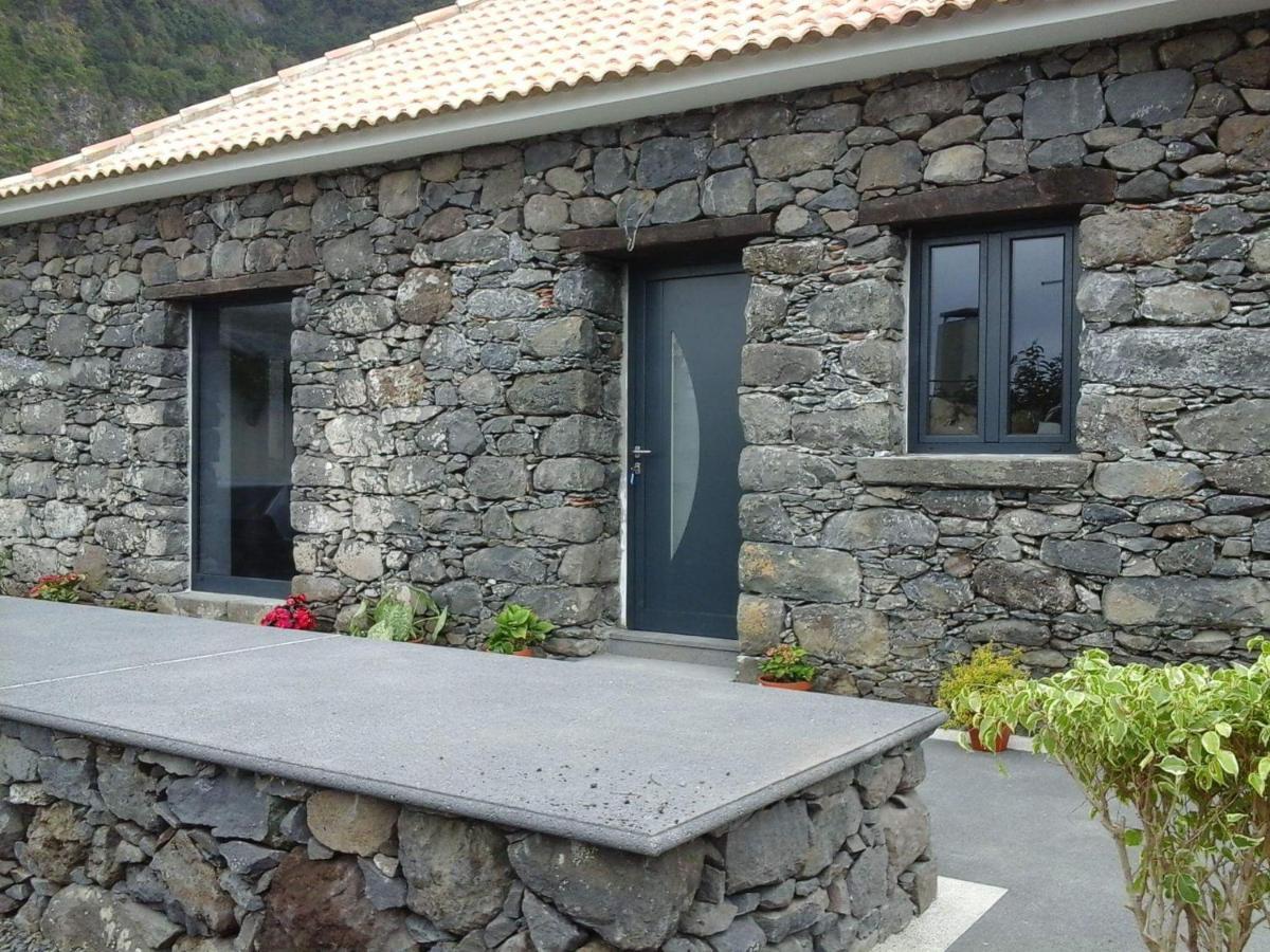 Cottage Quinze, Contemporary Designed Cottage With Swimming Pool ポンタ・デルガダ エクステリア 写真